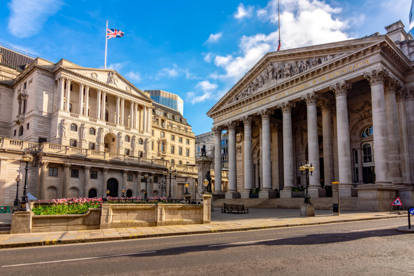 AdobeStock_1296089760-1